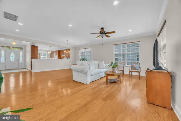 Property Slideshow image 3 of 31 | 8 barbados ct, Hamilton, NJ, 08691
