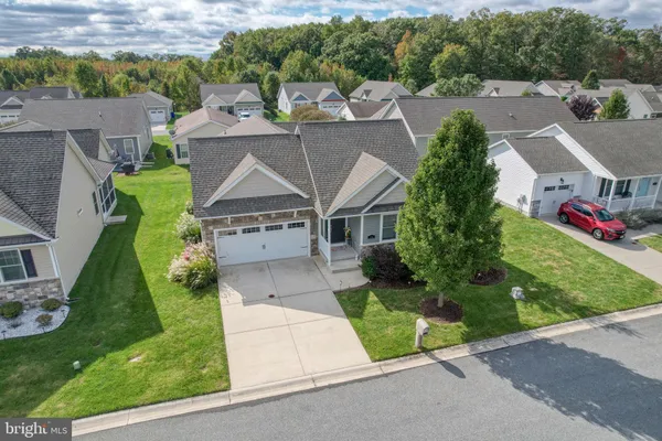 Property Slideshow image 3 of 39 | 175 claystone dr, Dover, DE, 19901