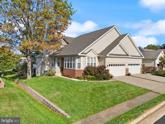 Property Slideshow image 2 of 50 | 17680 glass ridge pl, Gainesville, VA, 20155