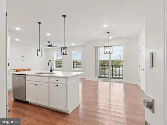 Property Slideshow image 3 of 46 | 42874 firefly sonata ter apt 107, Ashburn, VA, 20148