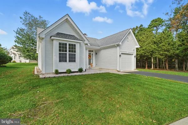 Property Slideshow image 2 of 59 | 7 river bend ct, Barnegat, NJ, 08005