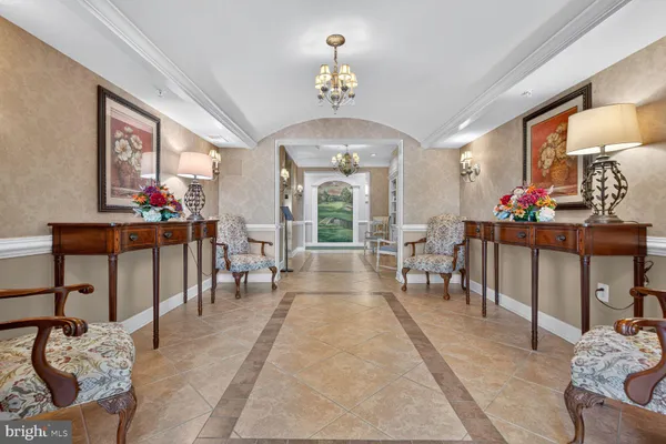 Property Slideshow image 2 of 40 | 7065 heritage hunt dr 203, Gainesville, VA, 20155