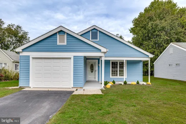 Property Slideshow image 2 of 47 | 248 huntington dr, Southampton, NJ, 08088