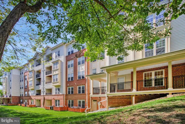 Property Slideshow image 2 of 46 | 2550 kensington gdns 205, Ellicott City, MD, 21043