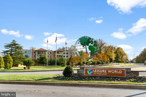 Property Slideshow image 2 of 30 | 2900 n leisure world blvd 301, Silver Spring, MD, 20906