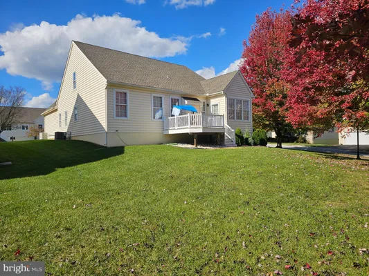 Property Slideshow image 3 of 3 | 400 losito dr, Avondale, PA, 19311