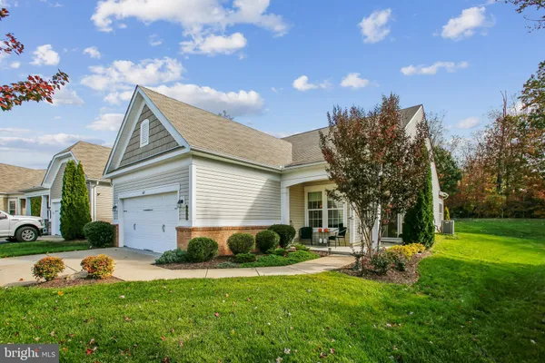 Property Slideshow image 3 of 40 | 187 denison st, Fredericksburg, VA, 22406