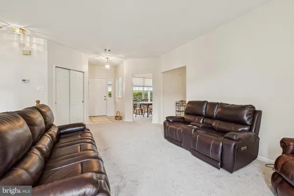 Property Slideshow image 2 of 33 | 1402 s hunting horn turn, Glen Mills, PA, 19342