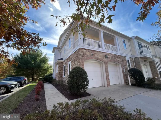 Property Slideshow image 2 of 19 | 8740 endless ocean way 26, Columbia, MD, 21045