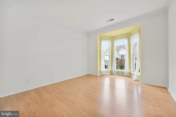 Property Slideshow image 3 of 49 | 3855 somerset dr, Collegeville, PA, 19426