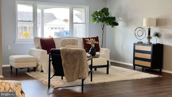 Property Slideshow image 3 of 31 | 170 dorchester dr, Southampton, NJ, 08088