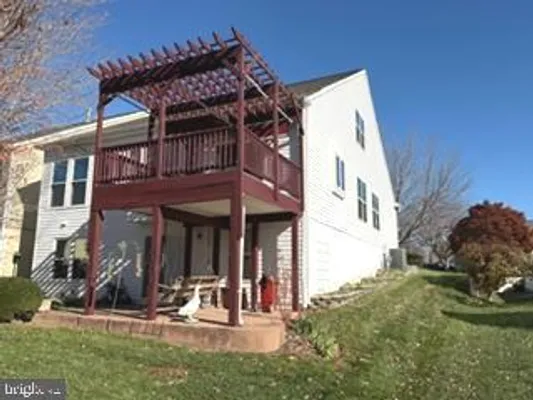 Property Slideshow image 2 of 8 | 164 bridgewater cir, Fredericksburg, VA, 22406