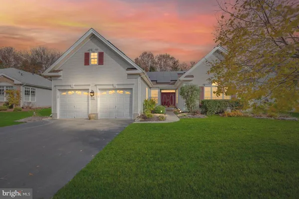 Property Slideshow image 2 of 29 | 43 barbary ln, Columbus, NJ, 08022