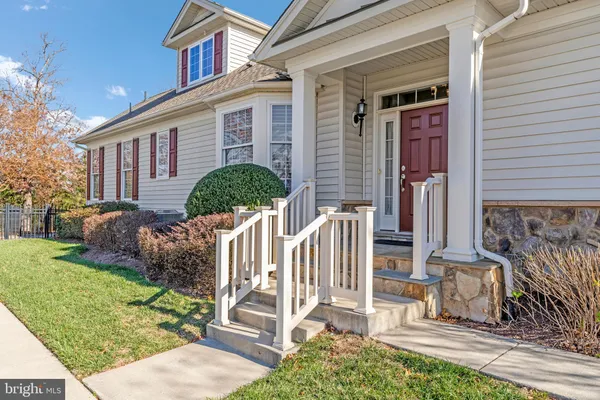 Property Slideshow image 3 of 60 | 20862 saber jet pl, Ashburn, VA, 20147