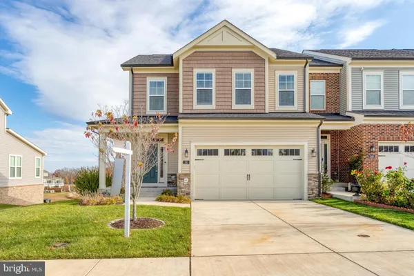 Property Slideshow image 3 of 64 | 241 smokebush dr, Stafford, VA, 22554