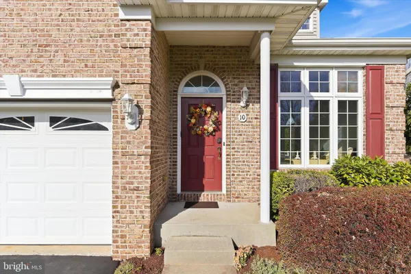 Property Slideshow image 2 of 42 | 10 salem ct, Barnegat, NJ, 08005