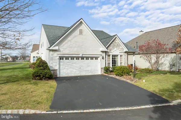 Property Slideshow image 2 of 58 | 753 wisteria way, Collegeville, PA, 19426