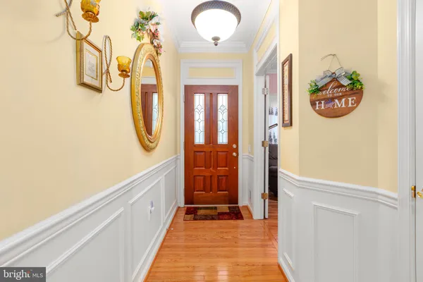 Property Slideshow image 3 of 80 | 164 bridgewater cir, Fredericksburg, VA, 22406