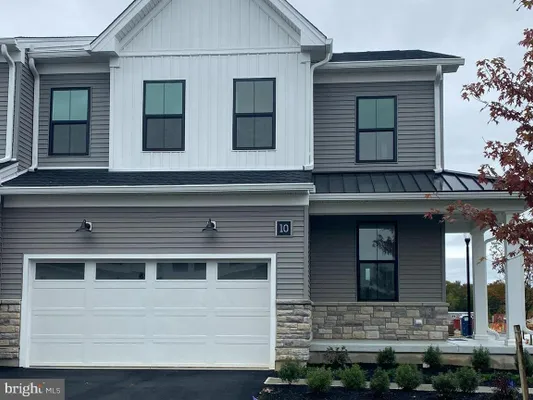 Property Slideshow image 2 of 15 | 10 cherry ln, West Windsor, NJ, 08550