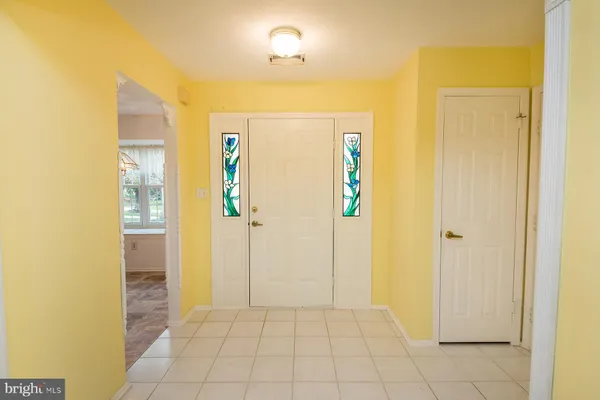 Property Slideshow image 2 of 35 | 422 elderberry ct, Mount Laurel, NJ, 08054