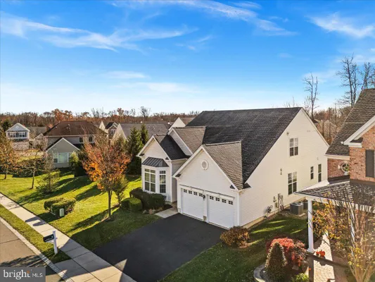 Property Slideshow image 2 of 65 | 9 bellingham dr, Kendall Park, NJ, 08824