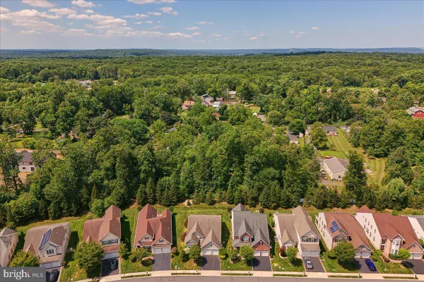 Property Slideshow image 3 of 7 | 12 hardwick dr, Kendall Park, NJ, 08824