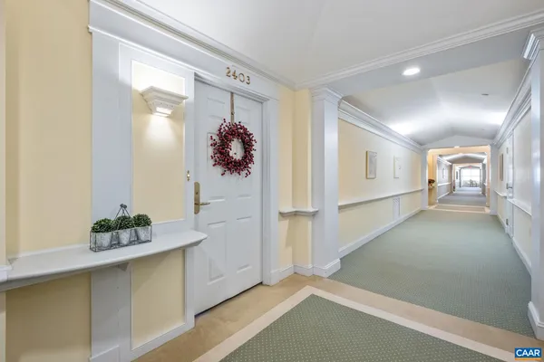 Property Slideshow image 2 of 36 | 500 crestwood dr 2403, Charlottesville, VA, 22903