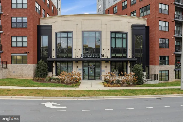 Property Slideshow image 3 of 46 | 2960 vaden dr unit 413, Fairfax, VA, 22031