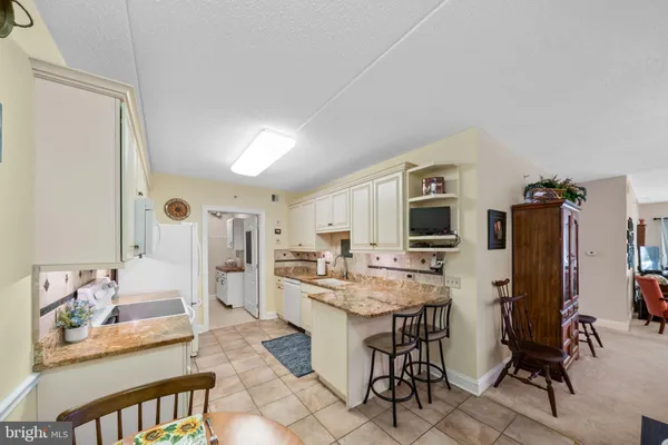 Property Slideshow image 2 of 37 | 244 baltimore pike unit 111a, Glen Mills, PA, 19342