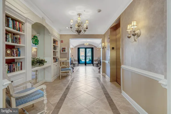 Property Slideshow image 2 of 2 | 7065 heritage hunt dr 108, Gainesville, VA, 20155