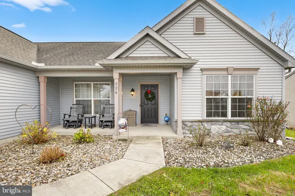 Property Slideshow image 2 of 30 | 926 sweetbay ln, Lebanon, PA, 17046