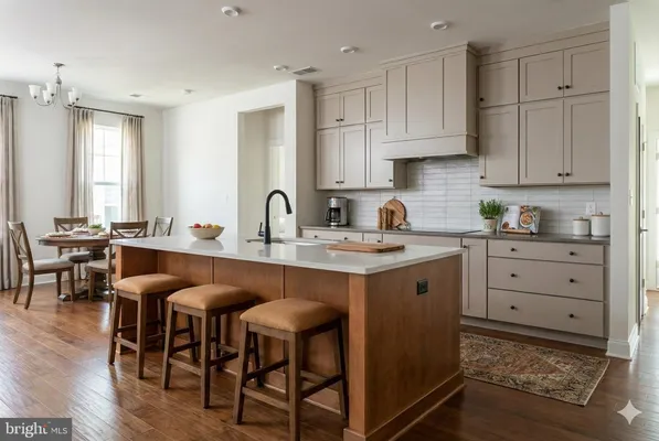 Property Slideshow image 2 of 16 | 43089 greeley sq, Ashburn, VA, 20148