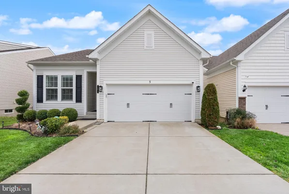 Property Slideshow image 2 of 70 | 5 montauk ave, Fredericksburg, VA, 22406