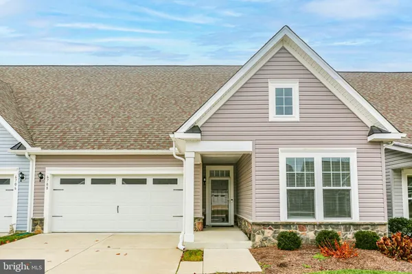 Property Slideshow image 2 of 49 | 6708 big laurel ln, Fredericksburg, VA, 22407