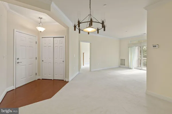 Property Slideshow image 3 of 23 | 309 tiree ct unit 203, Abingdon, MD, 21009