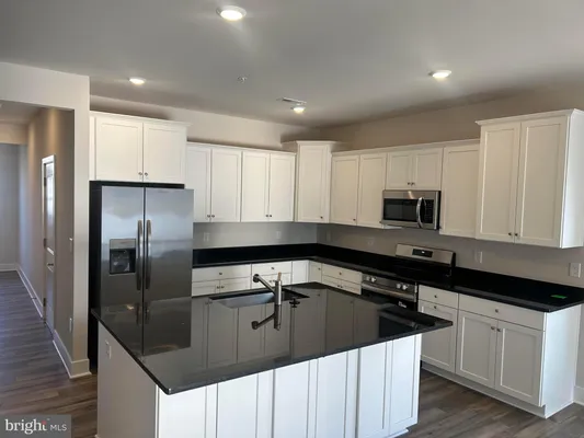 Property Slideshow image 2 of 46 | 10619 great basin pl, White Plains, MD, 20695