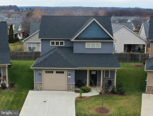 Property Slideshow image 2 of 51 | 129 doonbeg ct, Winchester, VA, 22602