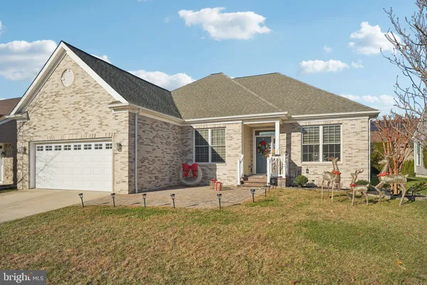 Property Slideshow image 2 of 42 | 11 kristian dr, Sicklerville, NJ, 08081