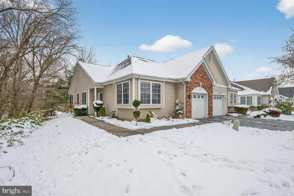 Property Slideshow image 2 of 31 | 269 meadowlark dr, Hamilton, NJ, 08690