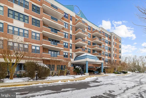 Property Slideshow image 2 of 58 | 930 astern way unit 512, Annapolis, MD, 21401