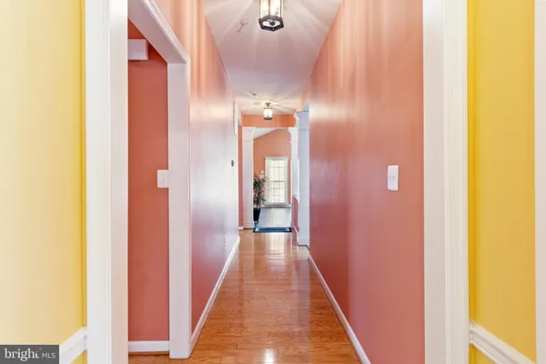 Property Slideshow image 3 of 42 | 17 hayride ln # 204, Taneytown, MD, 21787