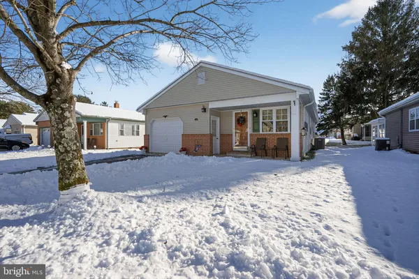 Property Slideshow image 2 of 30 | 14 doral dr, Toms River, NJ, 08757