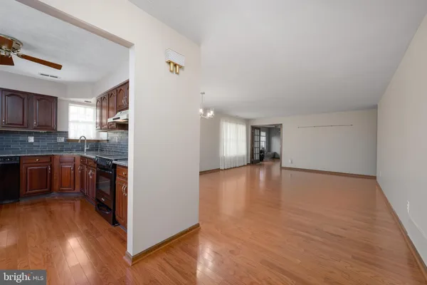 Property Slideshow image 3 of 32 | 668 cascade dr, Mount Laurel, NJ, 08054