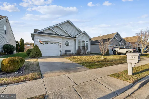 Property Slideshow image 2 of 34 | 515 saint kitts dr, Williamstown, NJ, 08094