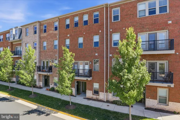Property Slideshow image 2 of 62 | 42851 littlehales ter, Ashburn, VA, 20148