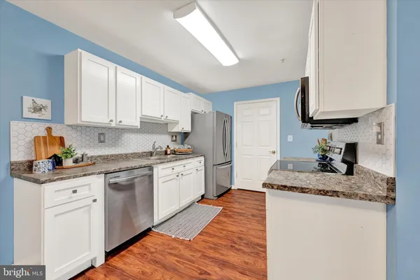 Property Slideshow image 2 of 24 | 6518 ridenour way 1c, Sykesville, MD, 21784