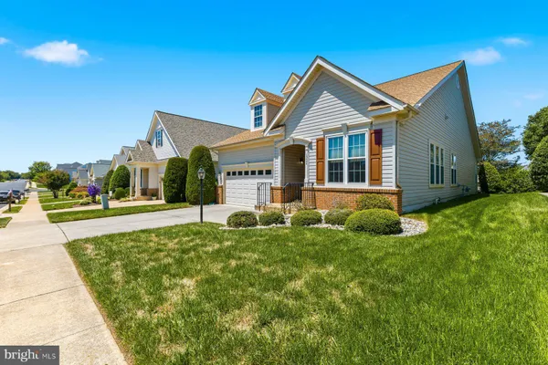Property Slideshow image 3 of 39 | 13484 fieldstone way, Gainesville, VA, 20155