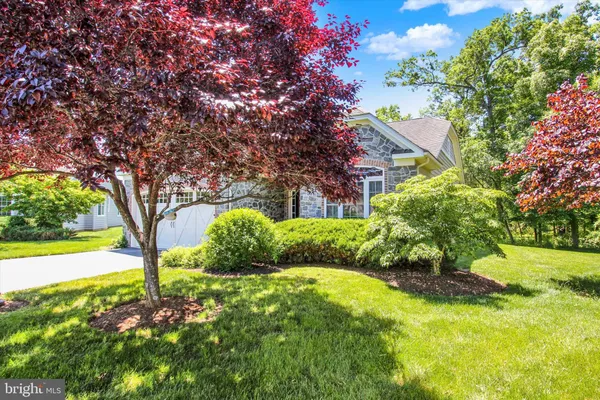 Property Slideshow image 2 of 34 | 143 bittern dr, Gettysburg, PA, 17325