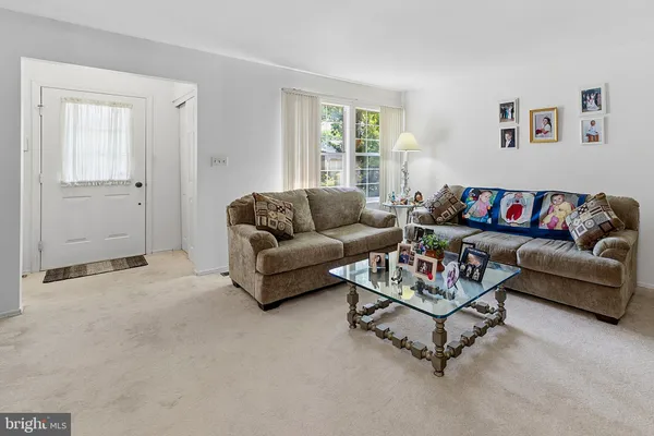 Property Slideshow image 3 of 25 | 9 patrick henry ct a, Monroe Township, NJ, 08831