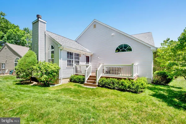 Property Slideshow image 2 of 16 | 52 skyline dr, Lakewood, NJ, 08701